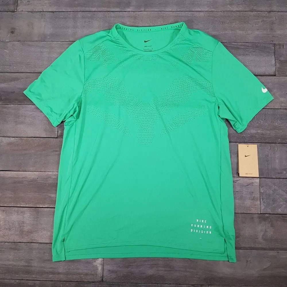 NIKE Dri-FIT Run Division Rise 365 Mens Size MEDIUM Green Running Hiking Active
